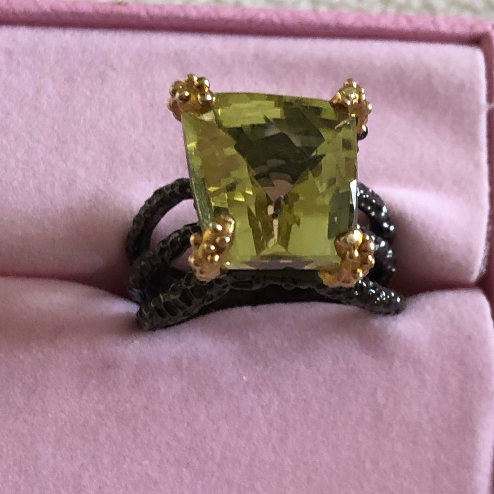 NWOT Sterling Silver With Black Rhodium Gold Plating Lemon Quartz Ring
